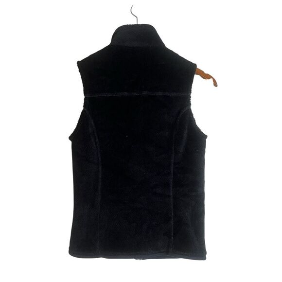 Patagonia black fuzzy full zip vest. Size small - Picture 6 of 8